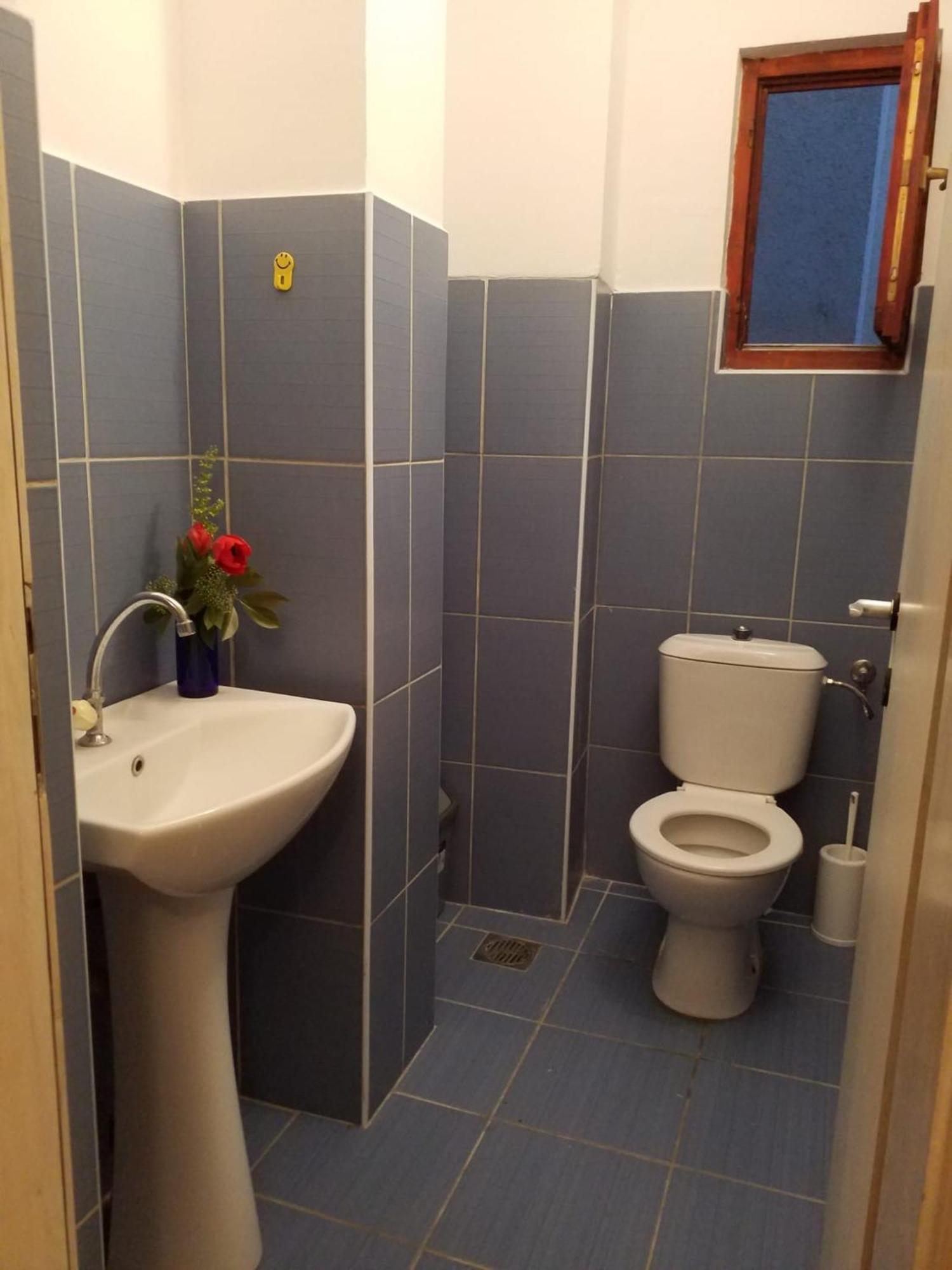 Blue Orange Hostel Скопье Экстерьер фото